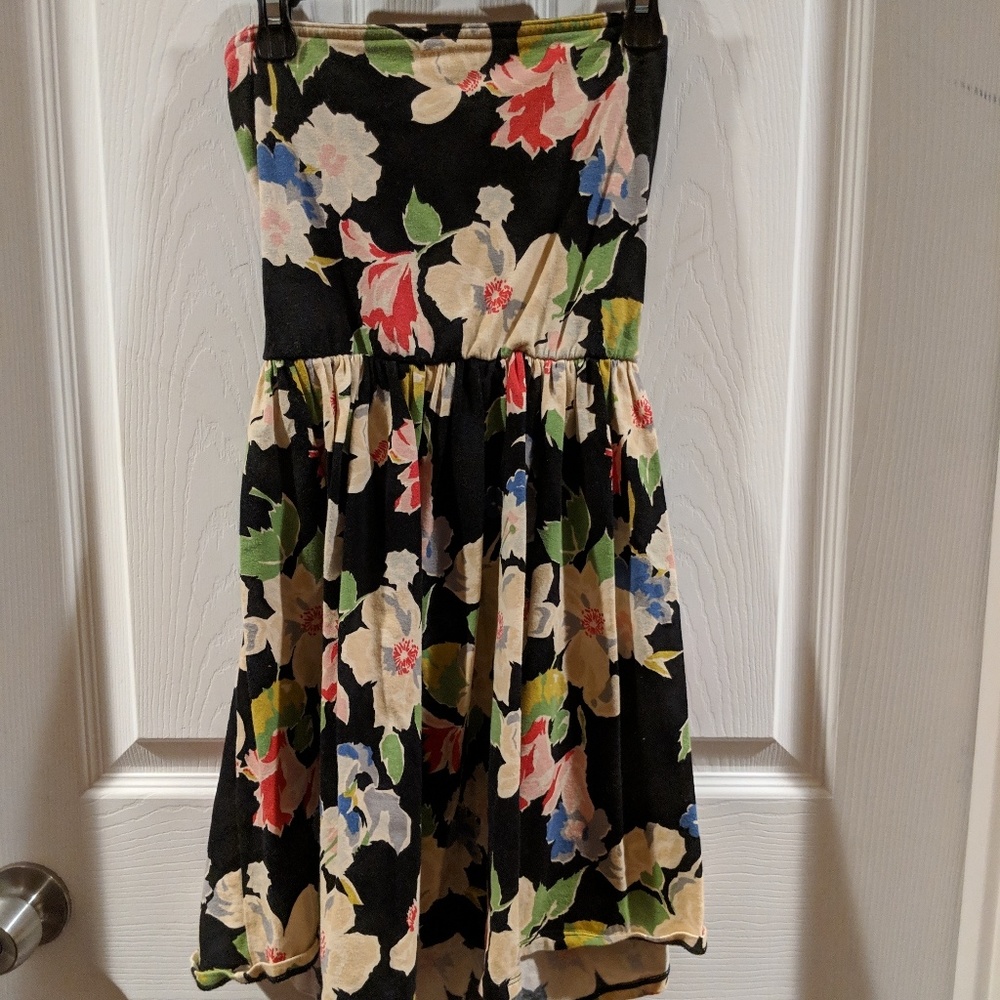 Strapless floral dress with bow on the back!